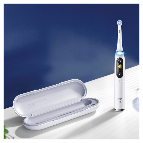 Oral-B iO 9 Elektrische Zahnbürste mit Magnet-Technologie, weiß